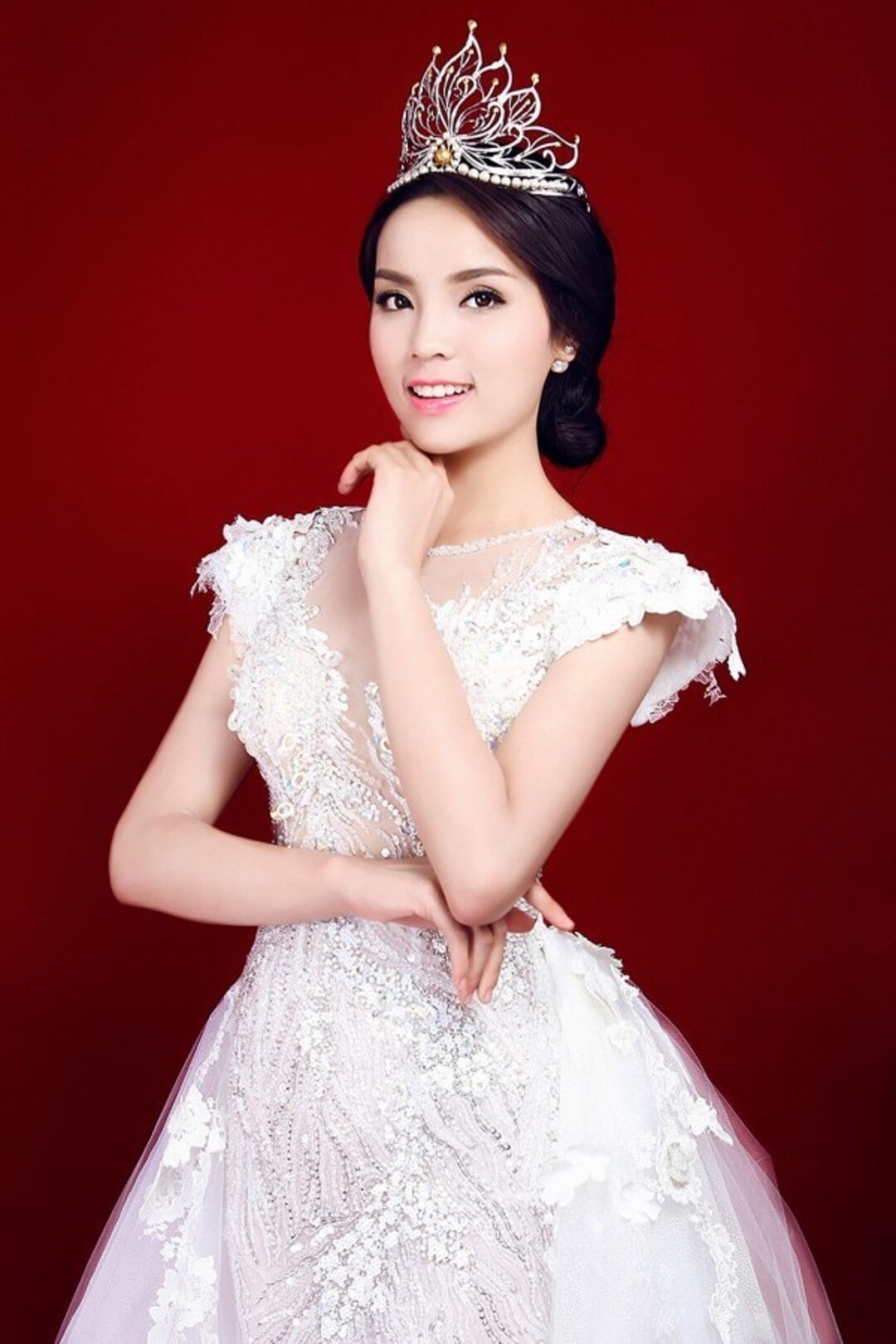 Lần thứ 2 làm hoa hậu, Nguyễn Cao Kỳ Duyên và cú "lột xác" không ngờ