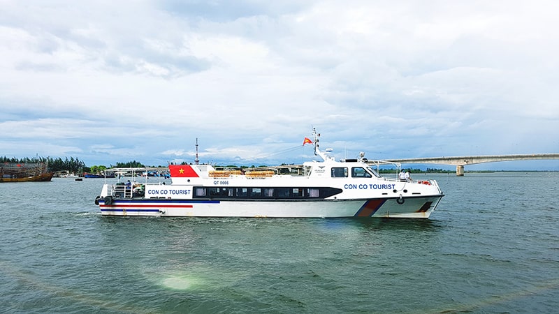 "Viên ngọc xanh" của tỉnh miền Trung sở hữu vị trí đặc biệt và vẻ đẹp hiếm có