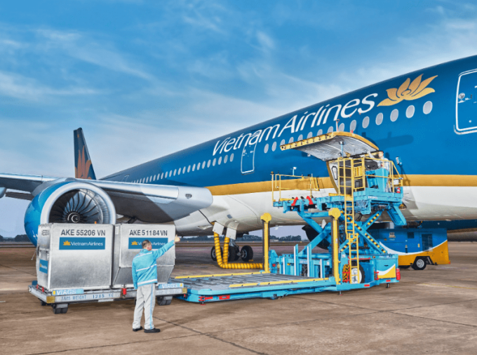 Vietnam Airlines và Bamboo Airways: Miễn Phí Vận Chuyển Hàng Cứu Trợ Đến Vùng Lũ Miền Bắc
