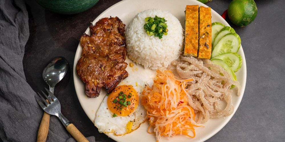 Kinh Doanh Cơm Tấm: Hướng Dẫn Mở Quán Cơm Tấm Thành Công